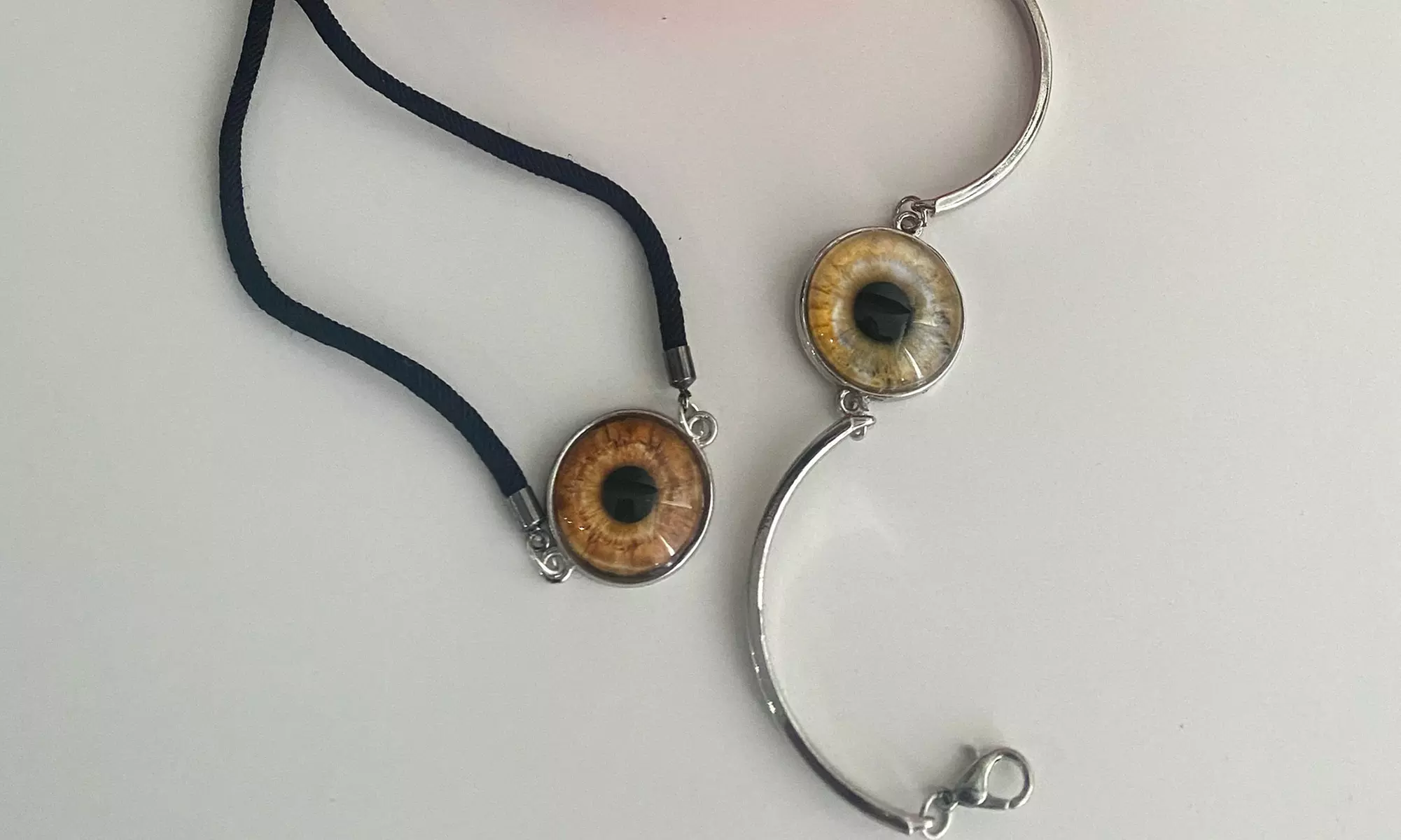 Zdjęcie tęczówki na szkle akrylowym