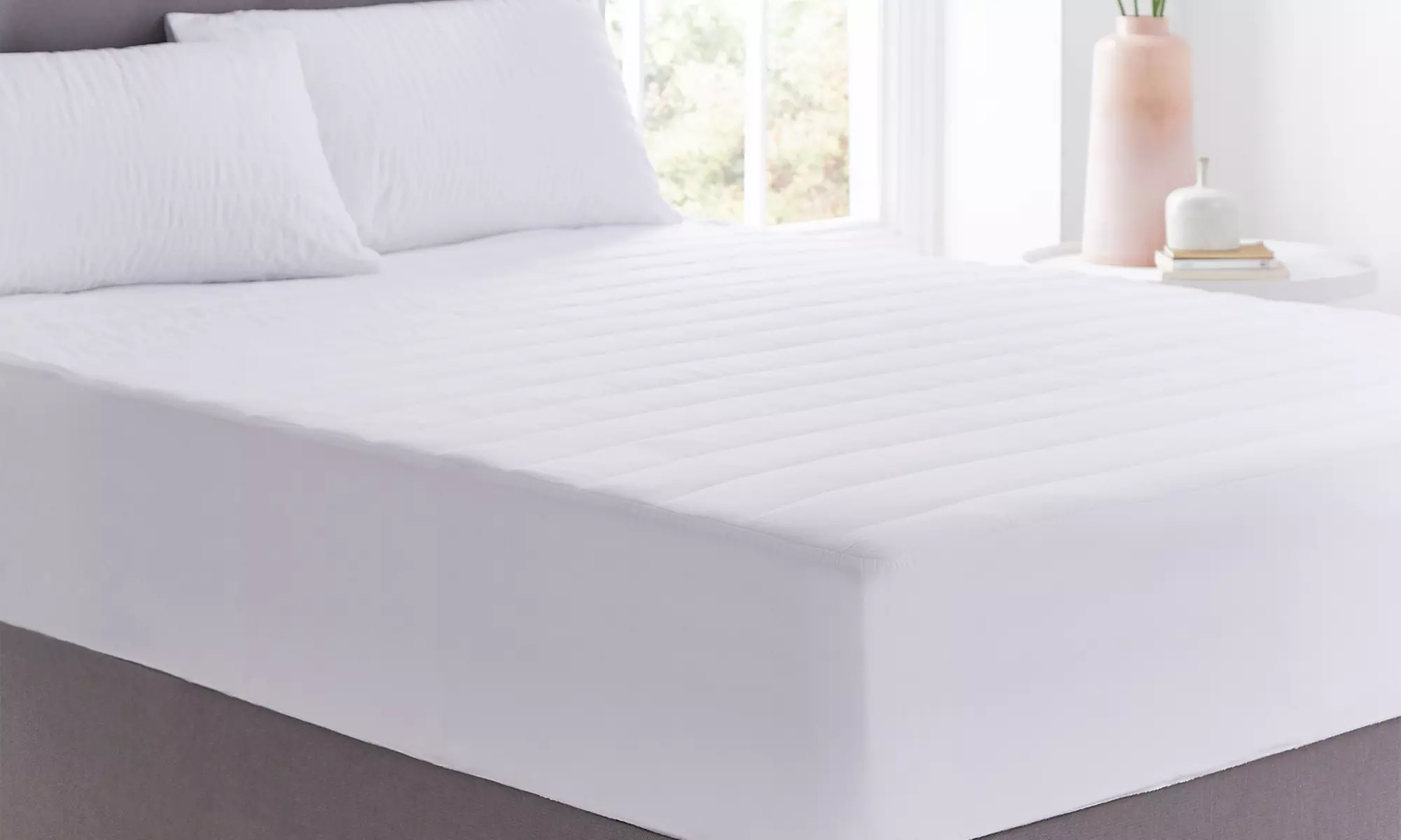 Silentnight Quilted Mattress Protector - Primary Image