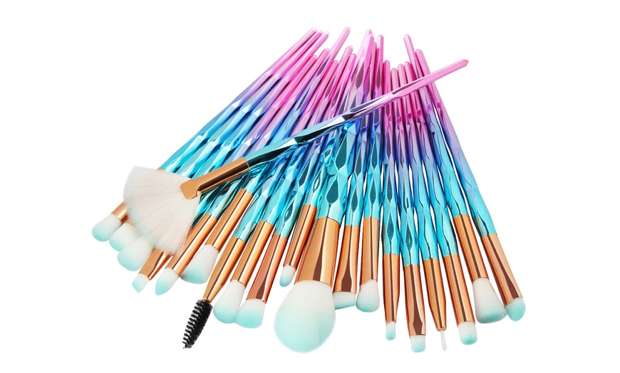 Image 6: One or Two 20-Piece Diamond Makeup Brush Sets