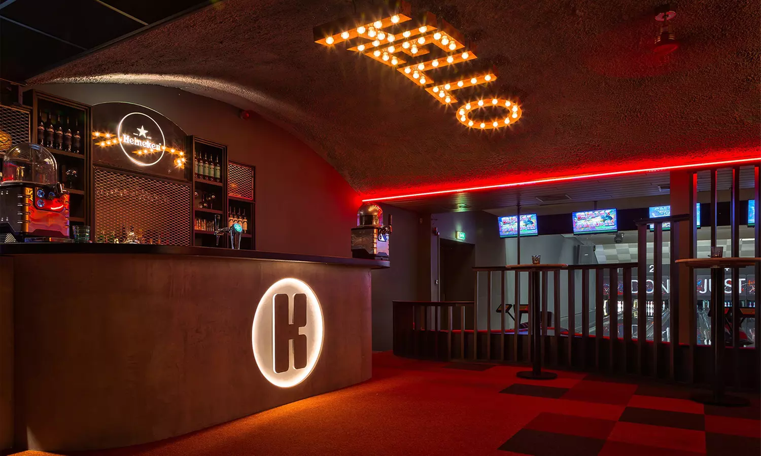1,5 uur bowlen + bittergarnituur voor 4-6 personen