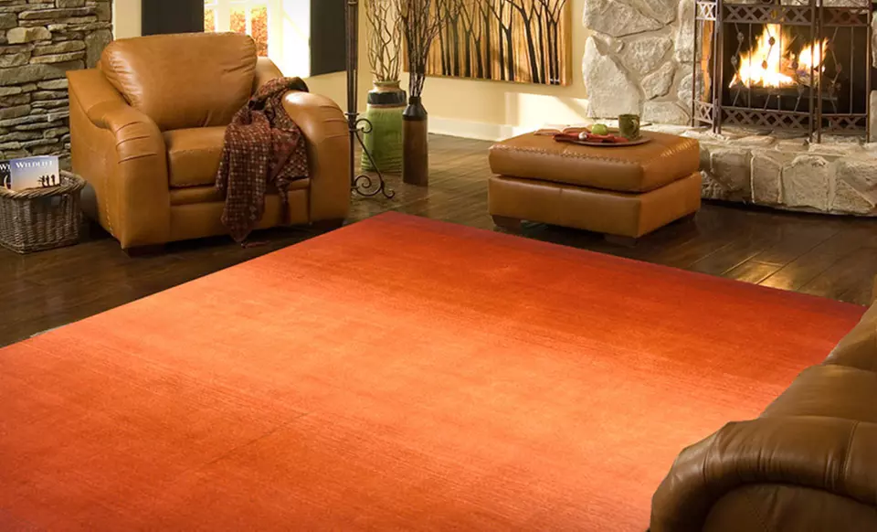 Handmade Modern Wool Rugs (Up to 77% Off). Six Options Available. Free Shipping and Free Returns. - Primary Image