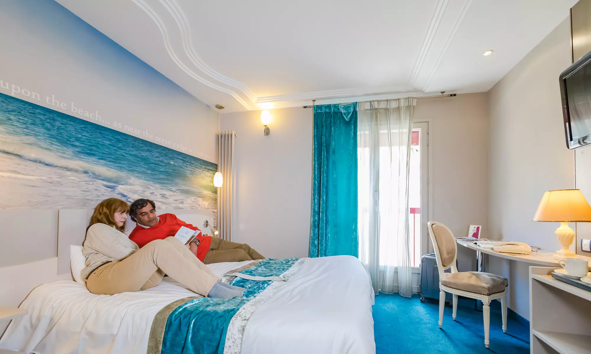 Normandie : chambre double Céleste et petit-déjeuner