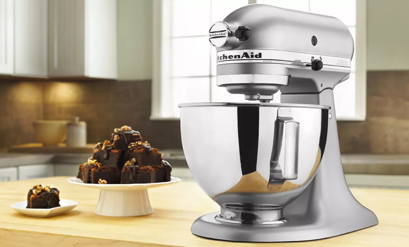KitchenAid 4.5-qt. Tilt Head Stand Mixer in Empire Red, Silver Metallic, or Onyx Black - Primary Image
