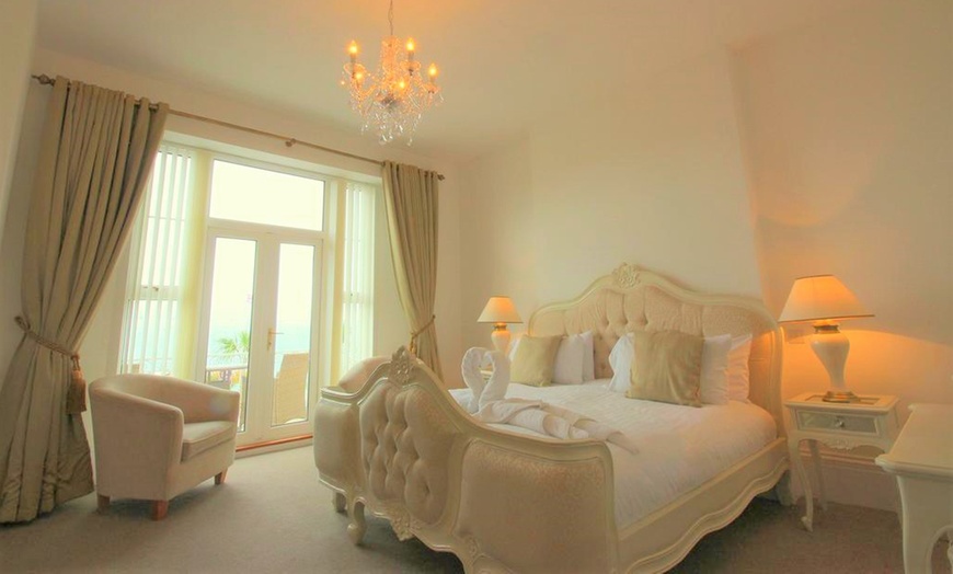 Image 12: Torquay: 5* Classic Double Room Stay with Breakfast