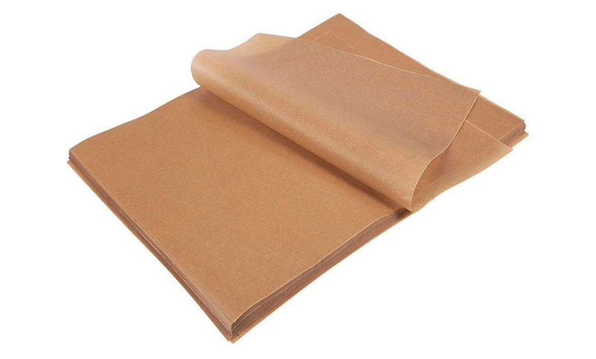 Image 7: 200-Piece Baking Paper Sheets, Non-Stick and Heat-Resistant