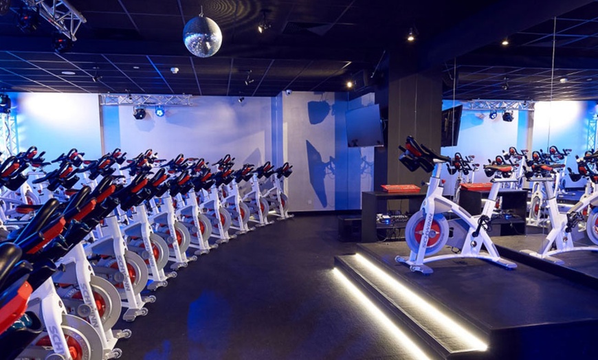 Image 2: Forma na lato! Indoor cycling 