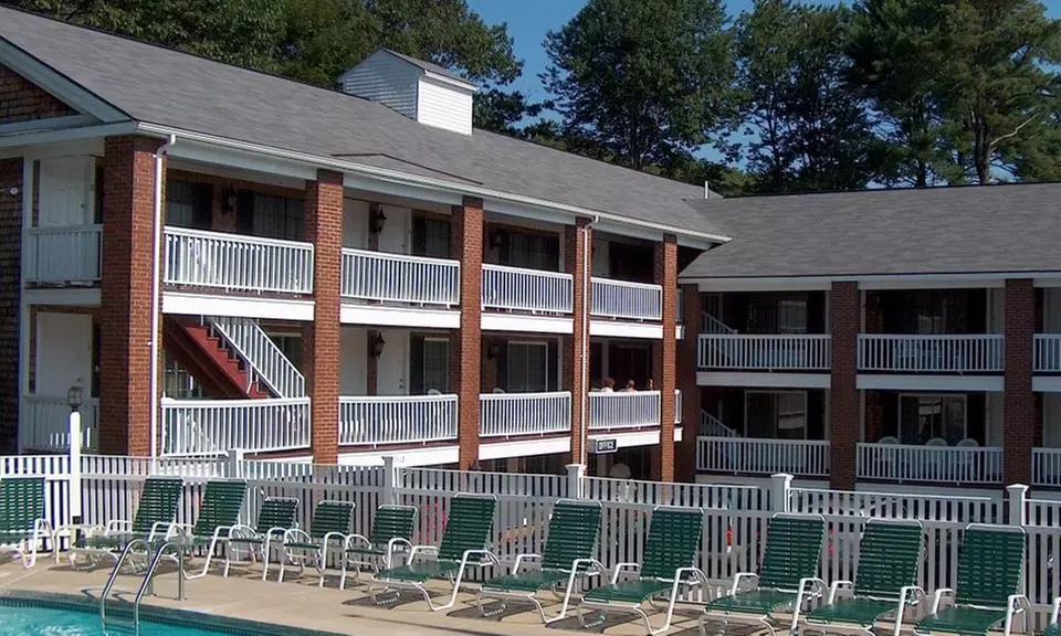 Stay at Sea View Motel in Ogunquit, ME - Primary Image