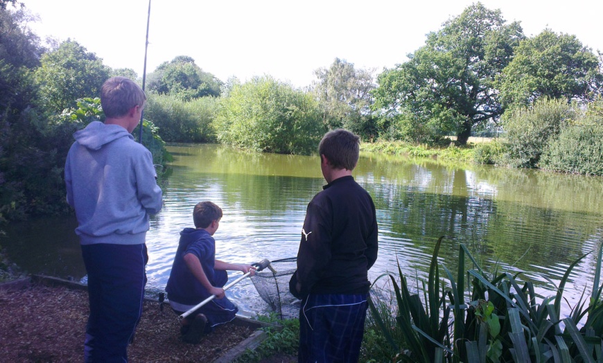 Image 1: Fishing Day For Two With Bait