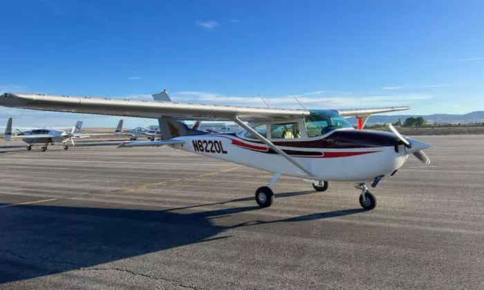 45-Minute Discovery Flight for 1-3 People 