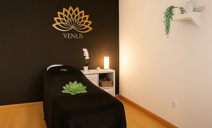 Image 2: Taller de skincare para descubrir tu rutina ideal para 1 u 8 personas 