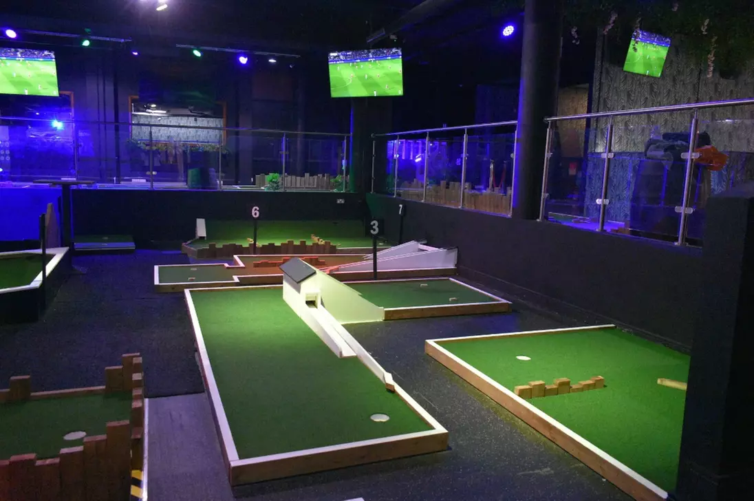 Golf - Mini Golf (Activity / Experience) at Kings18