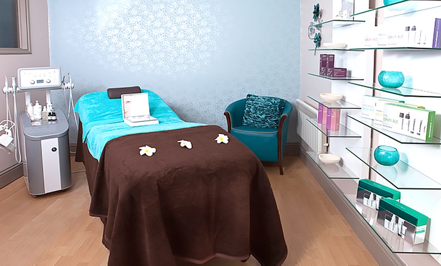 Image 3: Pamper Day: Treatment & Afternoon Tea