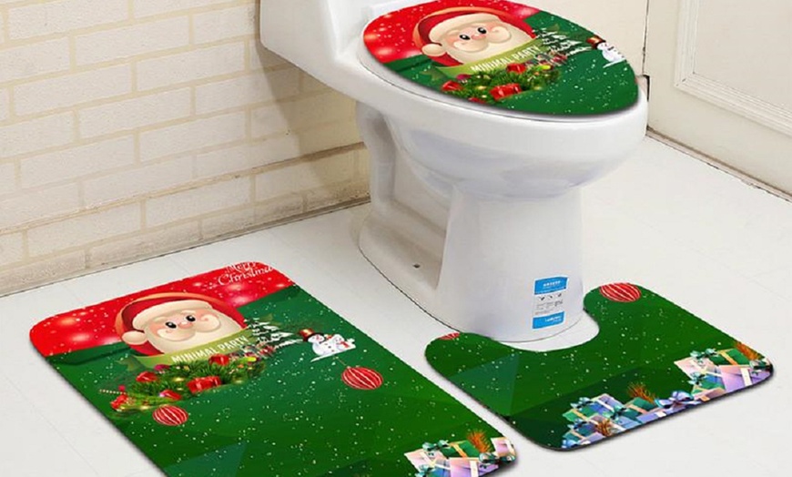 Image 5: Three-Piece Toilet Cover Set