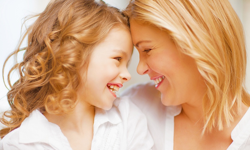 Image 1: Mother and Daughter Photoshoot