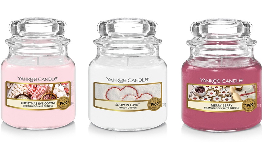 Image 4: Pack of Three Yankee Candle 104g Classic Small Jars