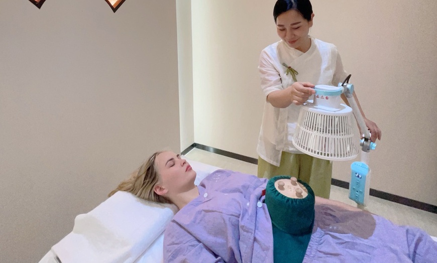 Image 3: Choice of Spa and Medical Treatment at Zhongguo Tcm Medical Center