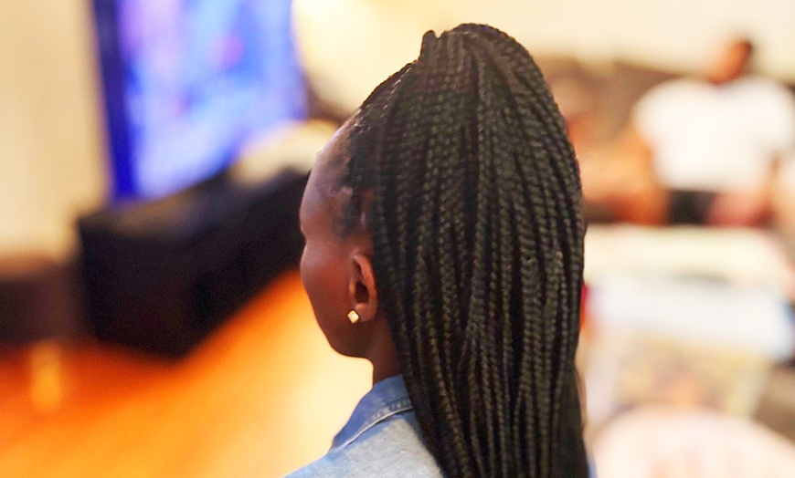Image 3: Medium or Large Knotless Braids & Cornrow / Stitch Braid Options
