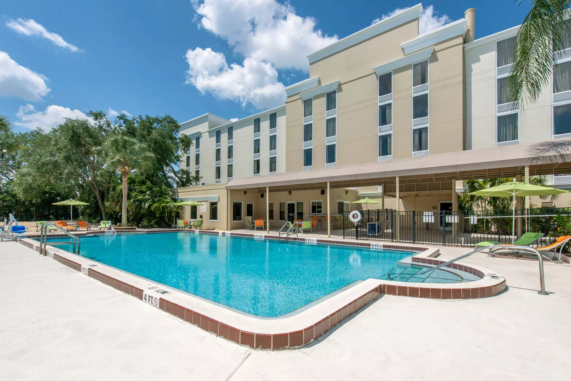 Full-Service Hotel in the Heart of Brevard County