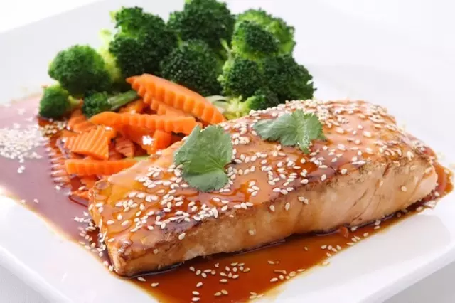 Custom Thai Dinners for Groups of 3-8 People with Tasty Options