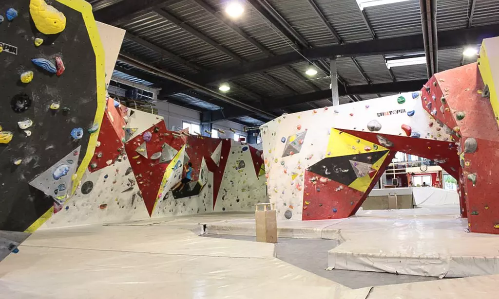 Jusqu'à 27% de remise sur Escalade - En salle chez Hardbloc