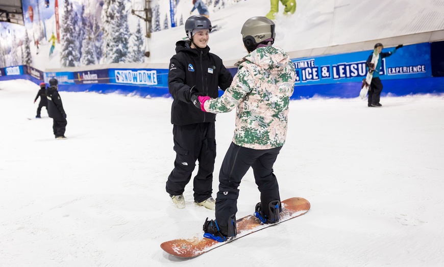 Image 5: Ski or Snowboard Lesson at The Snow Dome