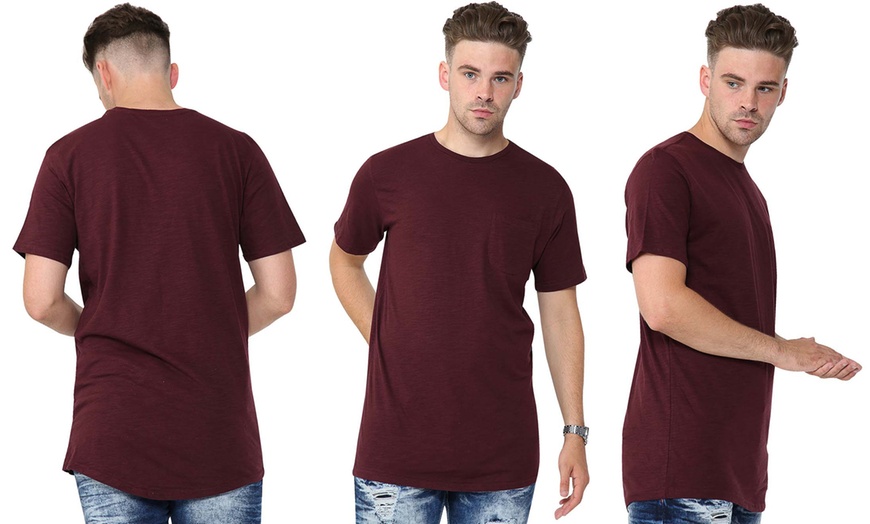 Image 8: One-, Three- or Seven-Pack of Men's Plain Textured Long T-Shirt