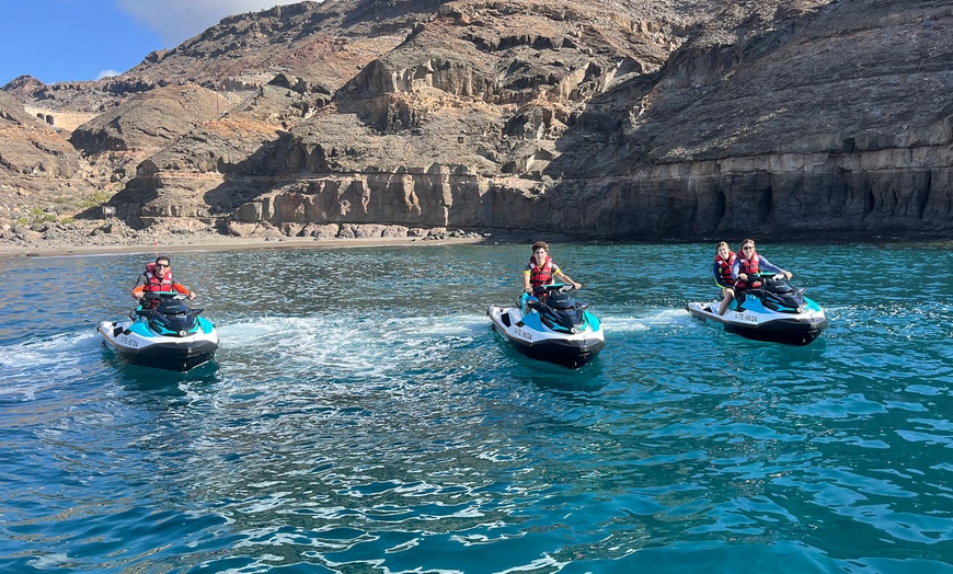 Image 3: Aventuras en el mar con una ruta en moto de agua a elegir la duración