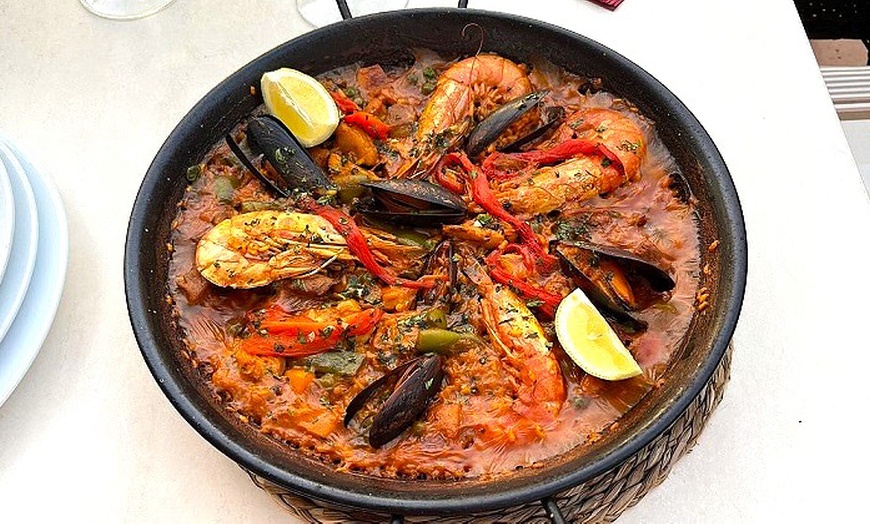 Image 21: Amantes del arroz: menú de paella a elegir para 2 o 4 personas