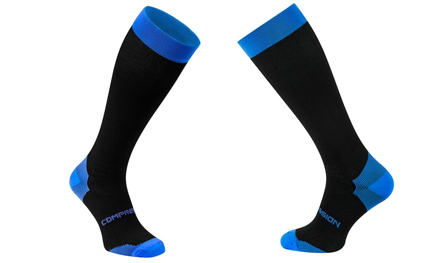 Image 4: Chaussettes sport de compression