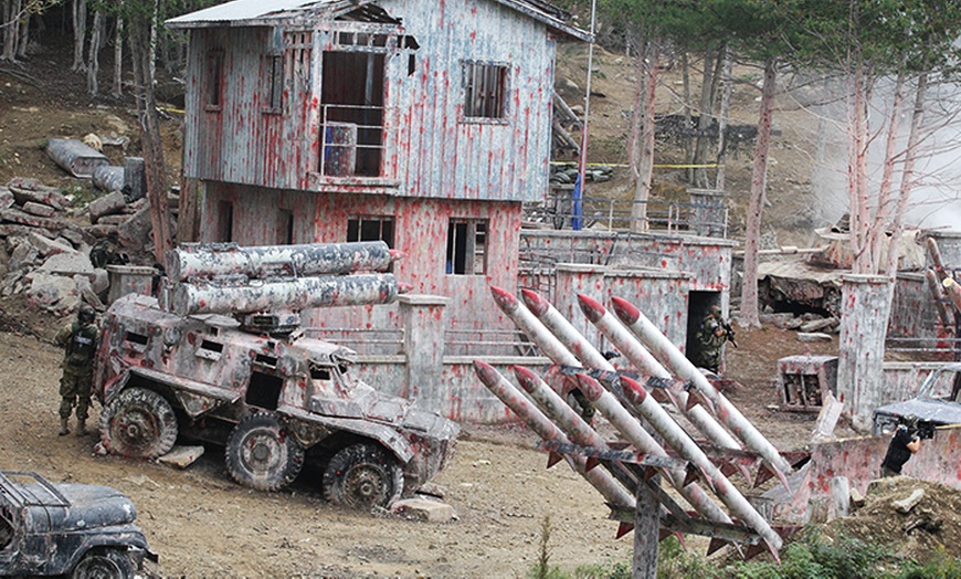 Image 3: World’s Largest Paintball Field!