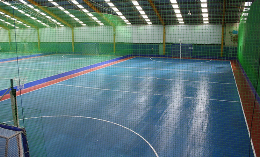 Image 5: Indoor Bubble Soccer