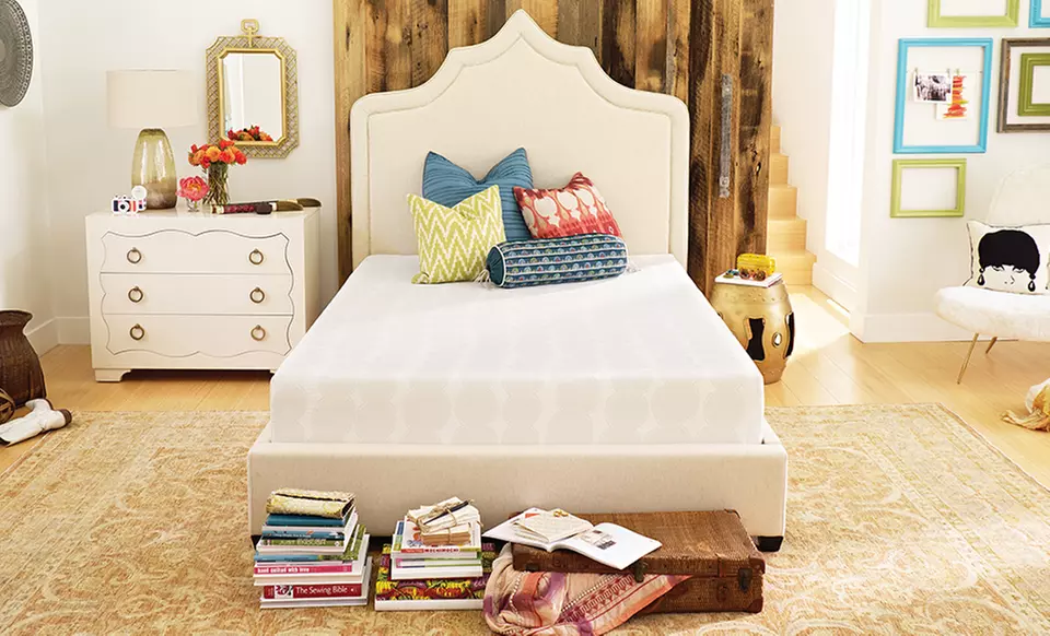 Simmons CURV Firm Memory Foam Mattress Set. Free White Glove Delivery. 10 Year Warranty.   - Primary Image