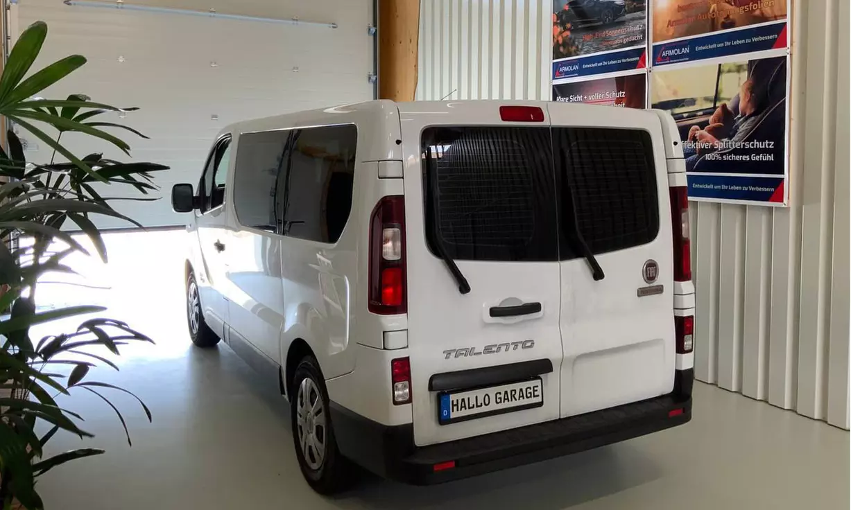 Scheibentönung für 3 - 7 Scheiben eines Fahrzeugs