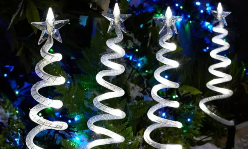 Image 5: 40 LED Spiral Christmas Tree Pathway Lights