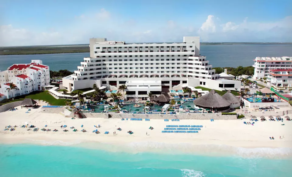 All-Inclusive 3-, 4-, or 5-Night Stay in a Deluxe Lagoon-View Room at Royal Solaris Cancun - Primary Image