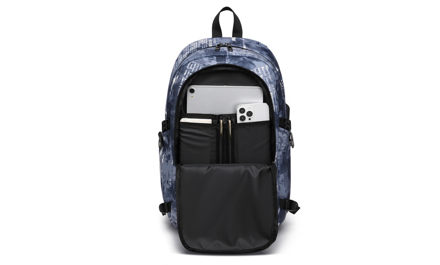 Image 28: Kono Rucksack mit USB-Ladeanschluss