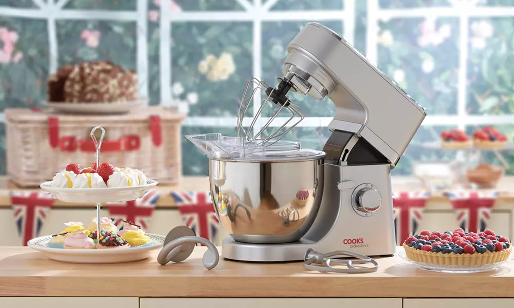 800 W Küchenmaschine von Cooks Professional in Rot, Schwarz oder Silber (73% sparen*) - Second Medium