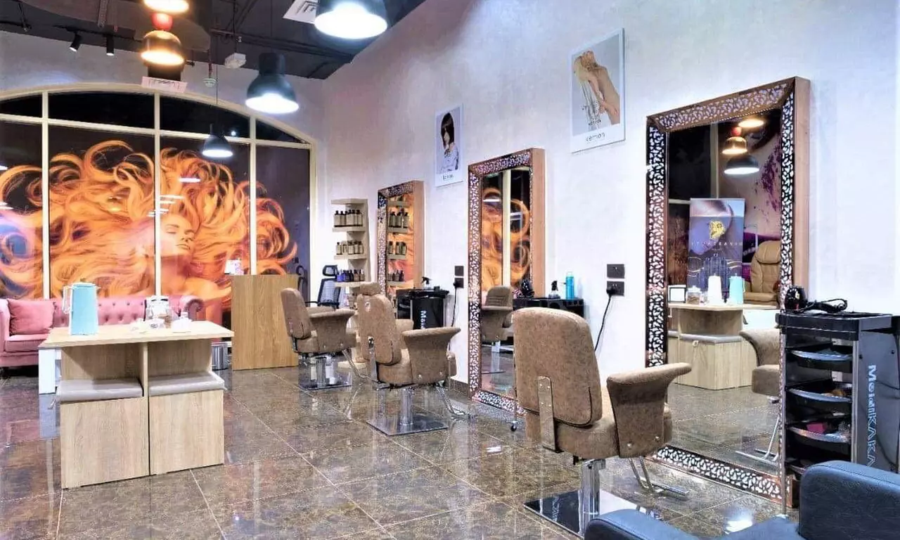 Get Refreshing Experience: Normal or Special Moroccan Bath