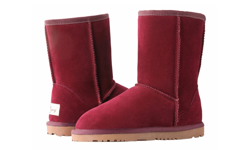 Image 11: Sheepskin and Merino Wool Boots