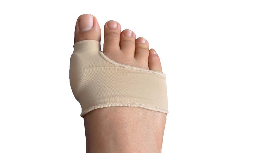 Image 2: Pro 11 Wellbeing Gel Bunion Sleeve