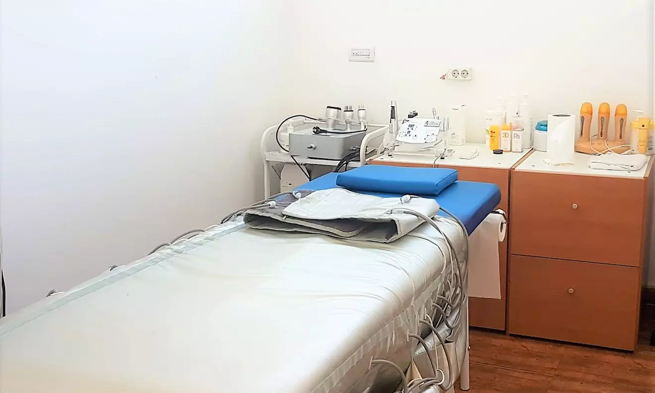 Masaje relajante a elegir en Asistencia Médica La Rosaleda