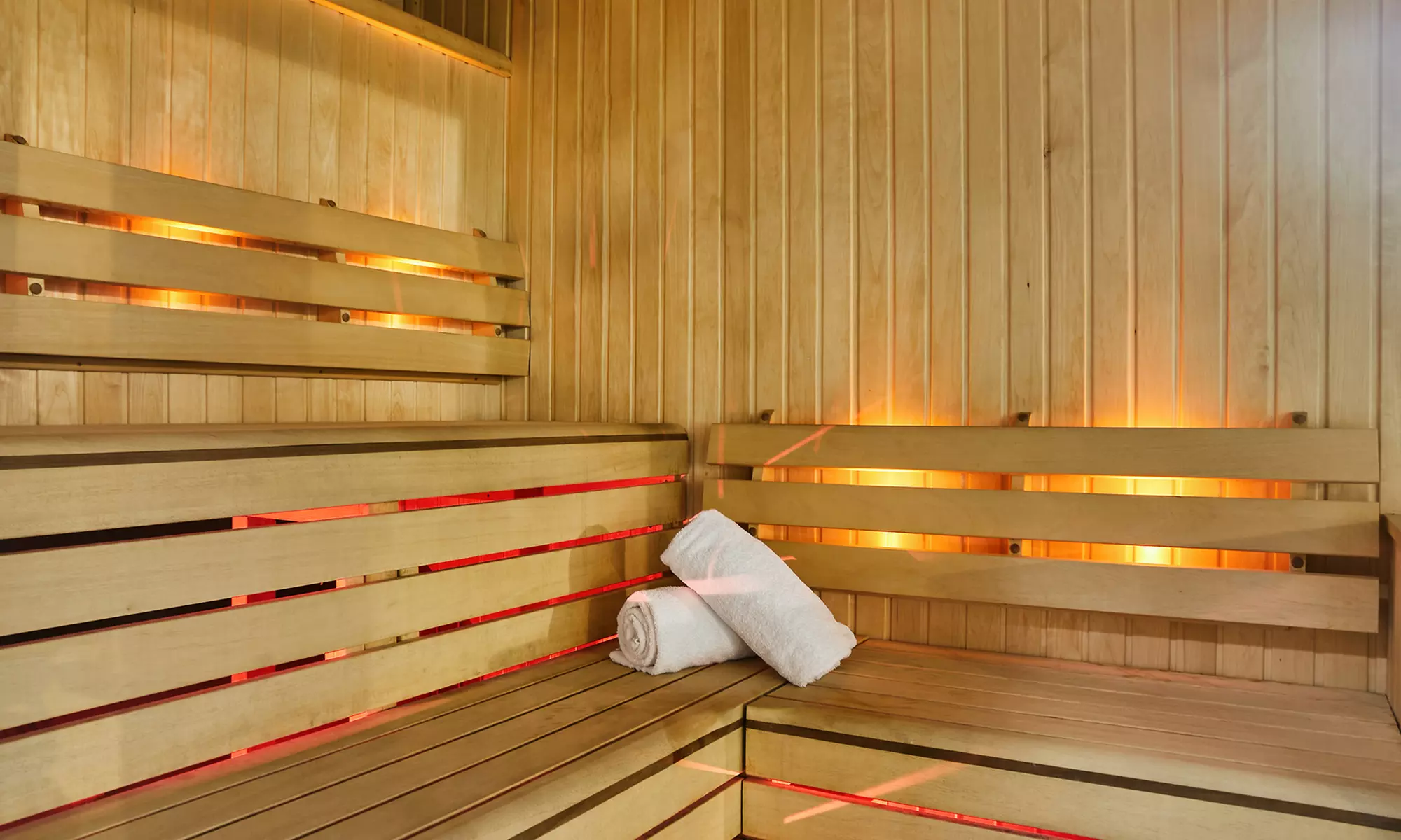 4* Portsmouth, Hayling Island: Double or Family Room Stay for up to 4 people