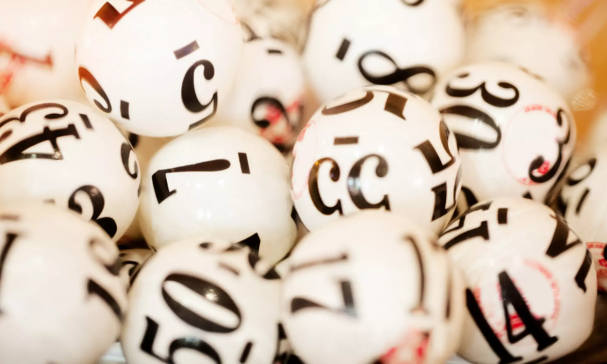 65%-Angebot auf 8 Ziehungen à 2 Tippfeldern für LOTTO 6aus49 + 4 Ziehungen à 1 Tippfeld für MINI Lotto bei Lottoland - Primary Image