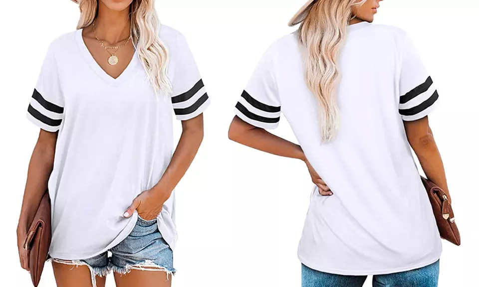 1 o 2 t-shirts per donna con collo a V disponibili in bianco o nero e dalla S alla XL, con spedizione gratuita - Image 3