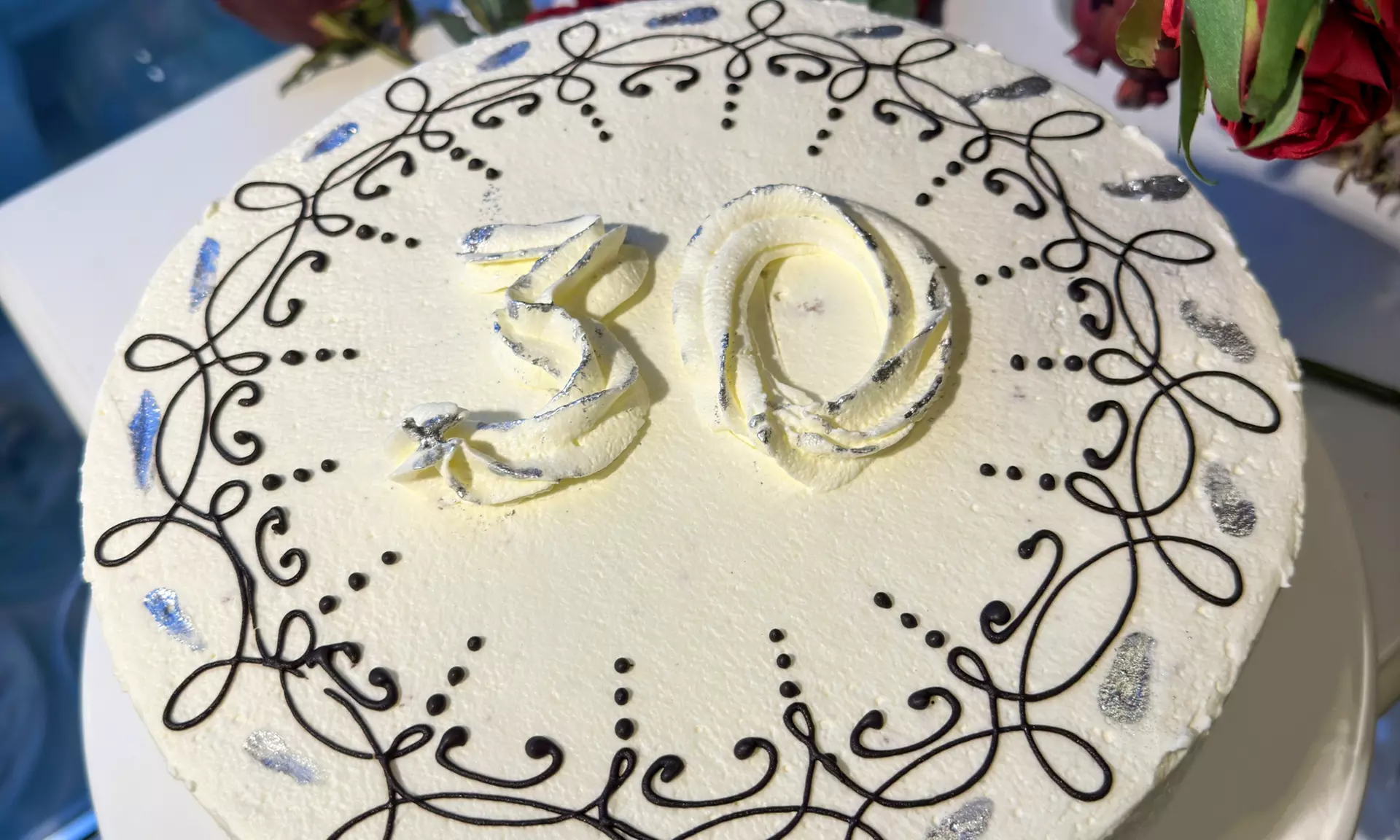 Hausgemachte Torte & Heißgetränk für 1 - 8 Personen