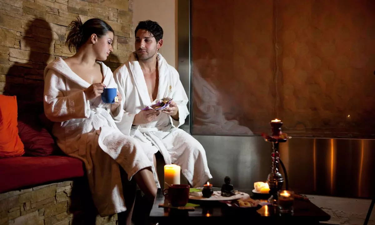 Kampanien: Doppelzimmer mit Halbpension und Spa