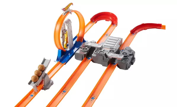 Hot Wheels Track Builder Total Turbo Takeover store Track Set