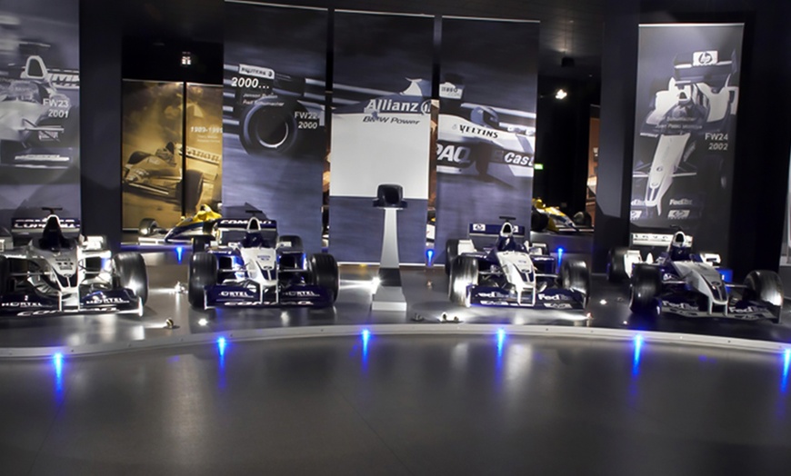 Image 3: Exclusive Williams F1 Tour