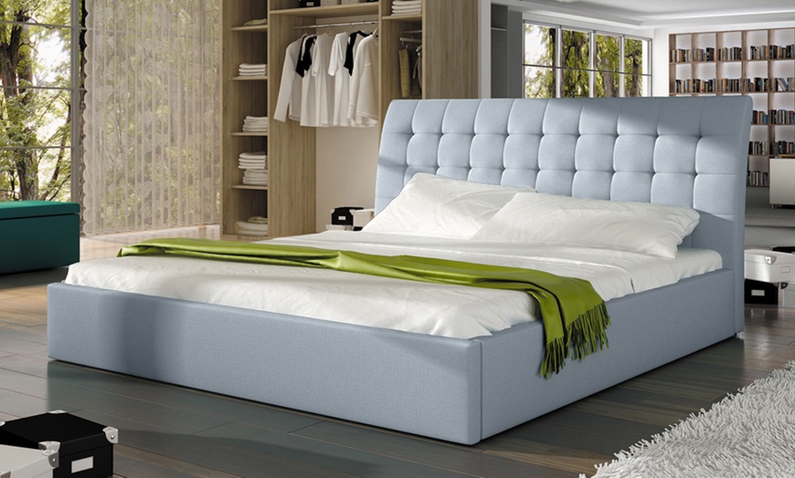 Image 5: Stoffen bed