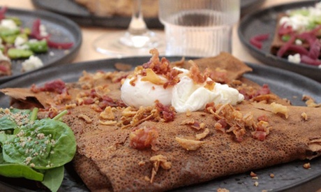 2 galettes et 2 crêpes au choix sur la carte pour 2 personnes